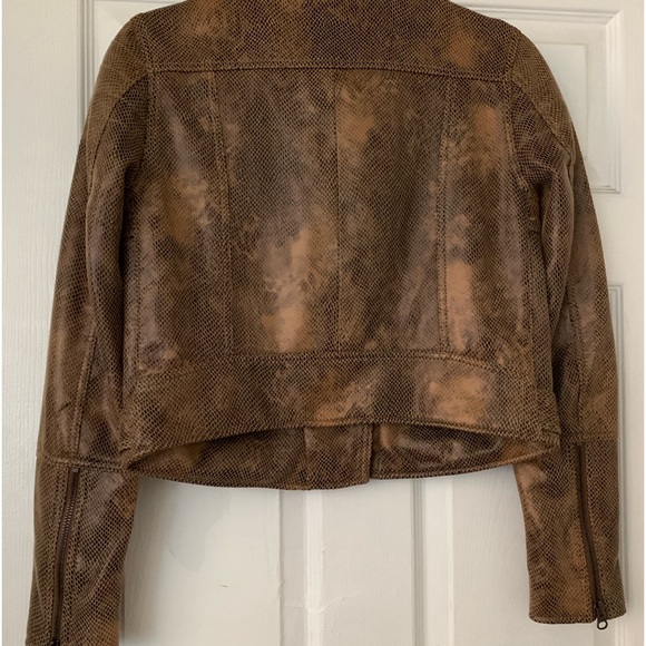 WE THE FREE PEOPLE, PRETTY IN PYTHON WOMAN’S VEGAN LEATHER MOTO JACKET. NWT - Picture 10 of 11